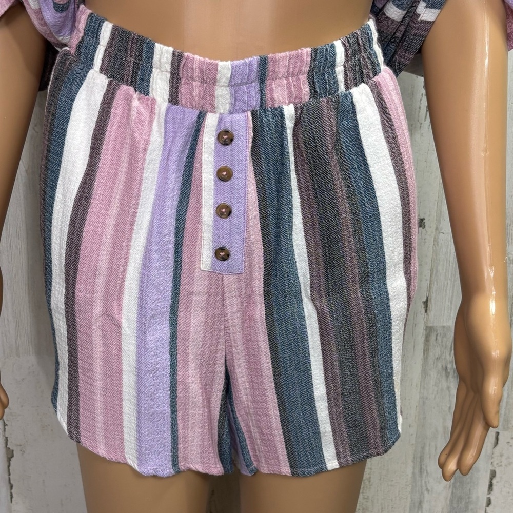 Torrid Striped Gauze Pink and Gray Shortie Pajama Set‎ - Picture 6 of 16